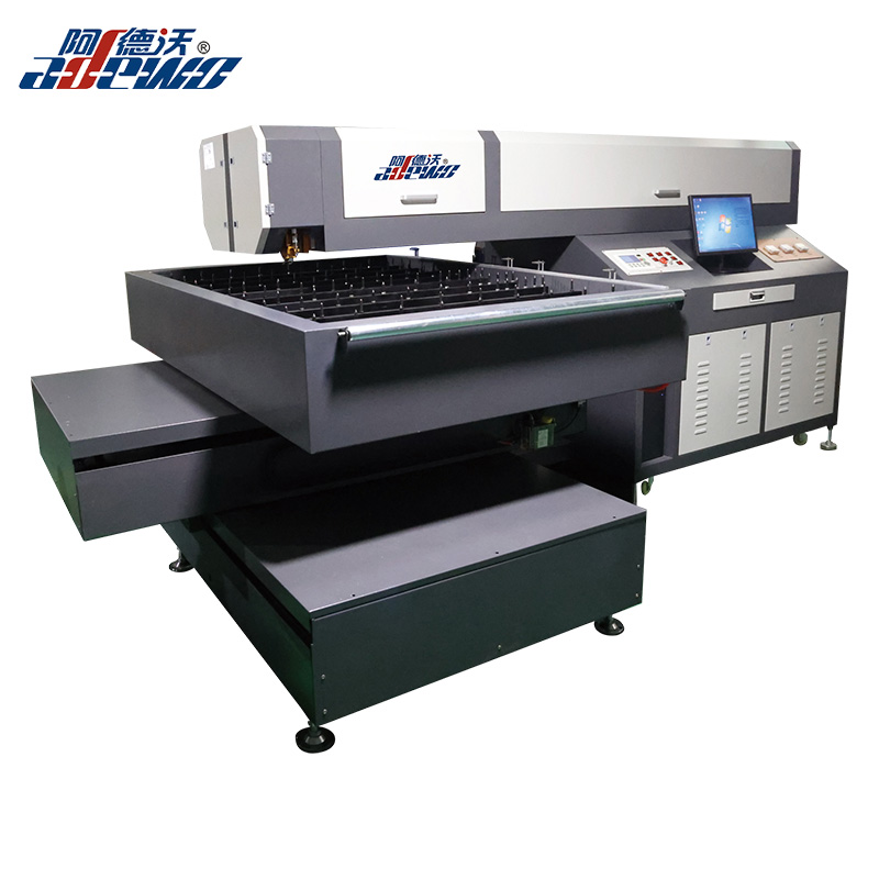 600 Watts Flatbed Die-Cutting Die na Gumagawa ng Laser Cutting Machine