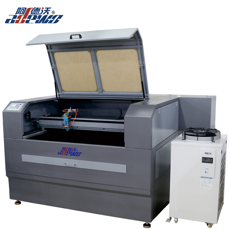 Maliit na Table Plywood Laser Cutting Machine